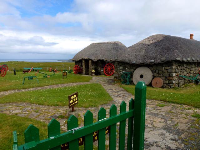 Museum of ISland Live