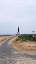 Am Strand entlang zur Fähre