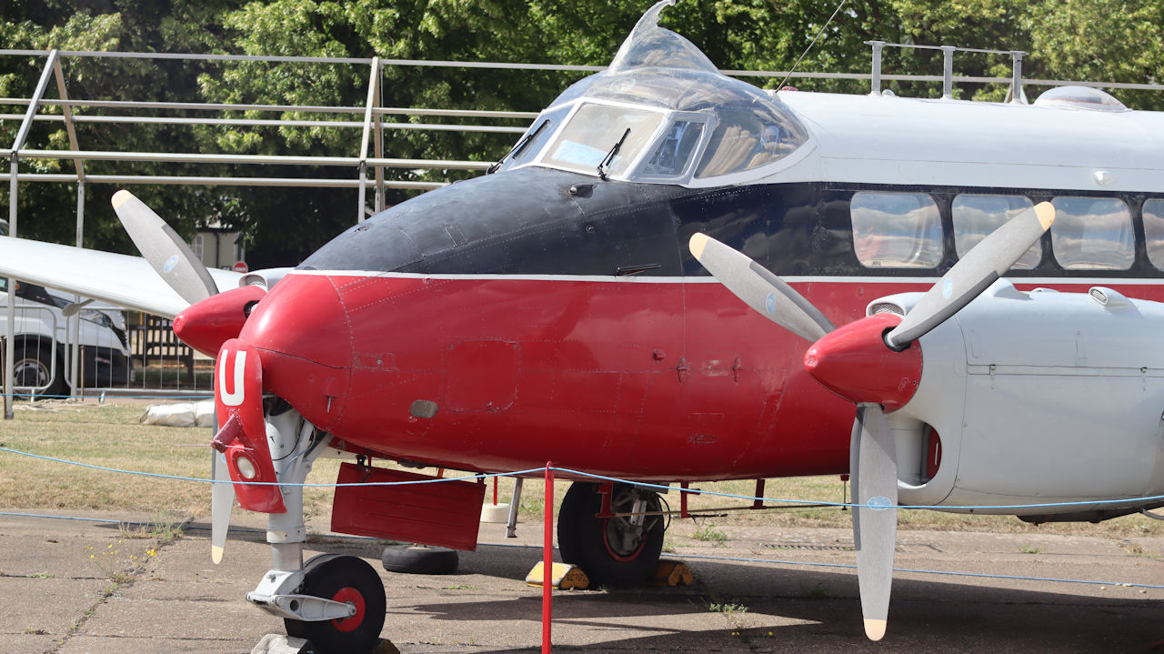 de Havilland DH.104 Dove 6
