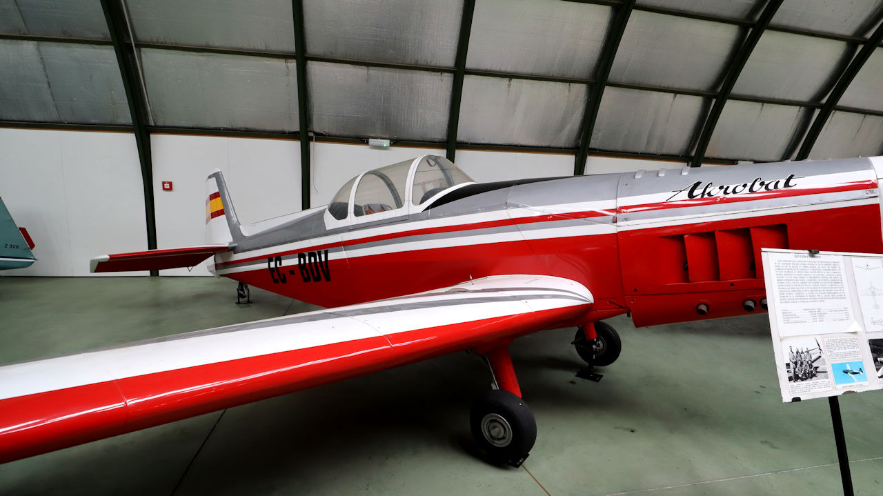 Zlín Z-526