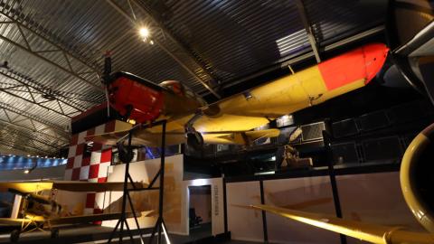 Fokker S-11 Instructor